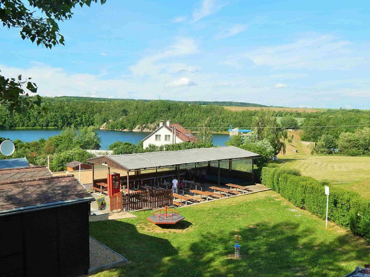 Hotel Mobilheimy Camp Vyrovice Exterior foto